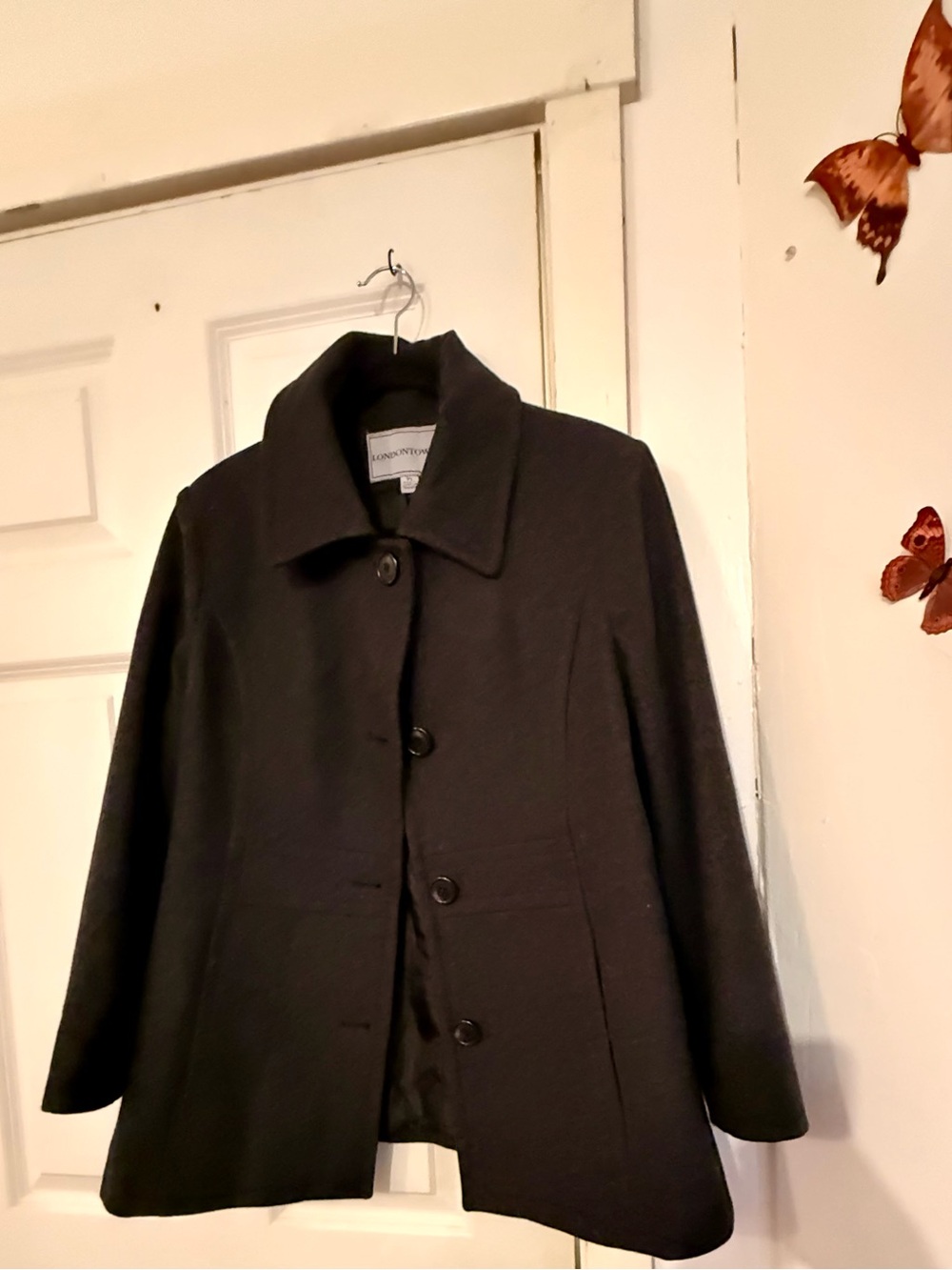 Vintage London Towne Women's Black Wool-Blend Button Front Jacket